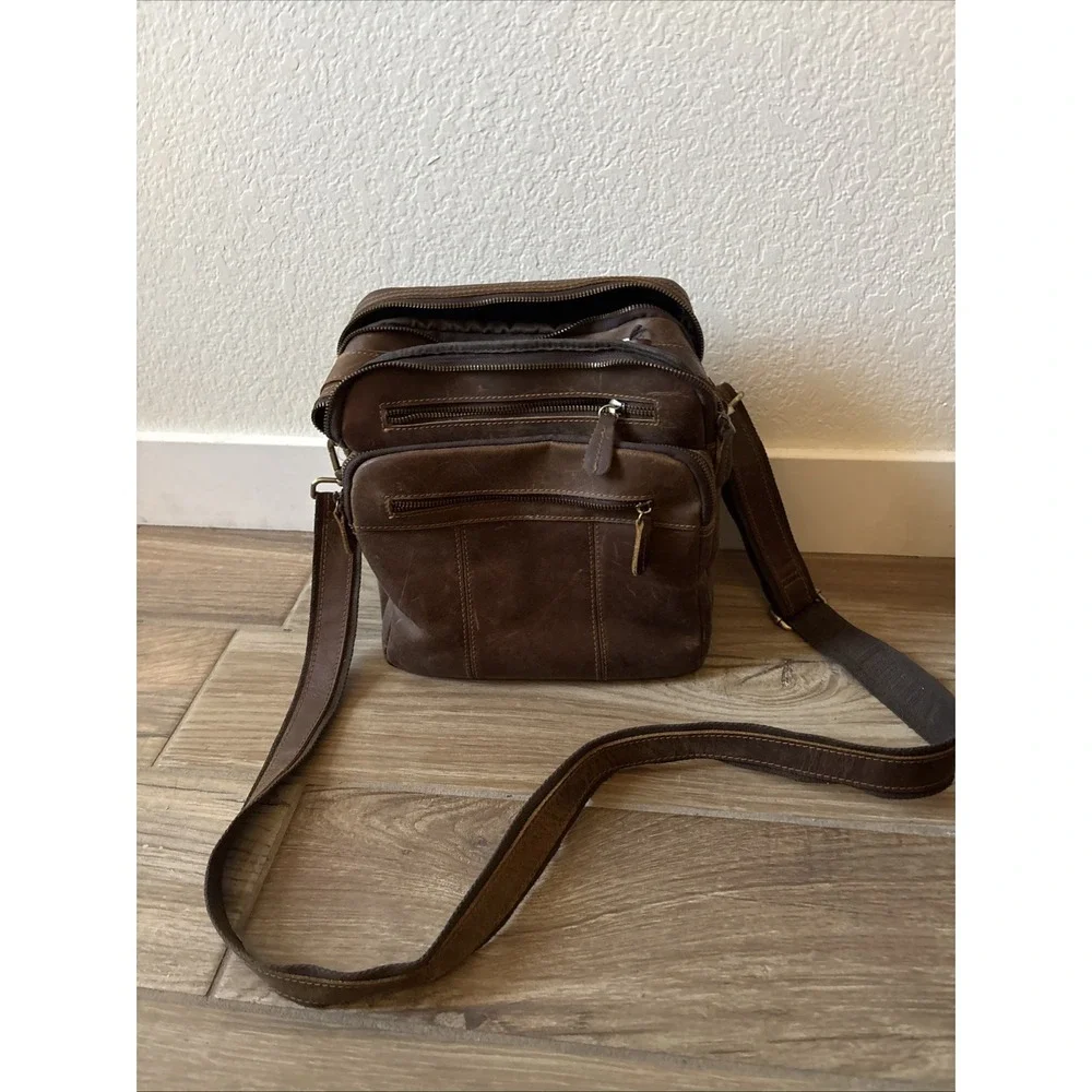 Jack and Chris Men's Brown Leather Messenger Crossbody Bag Multiple Pockets